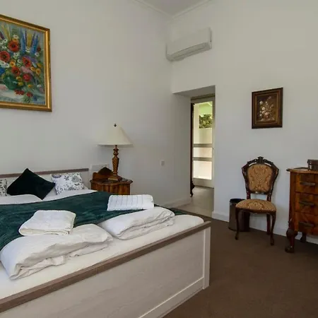 Kira Panzió * Lengyeltoti