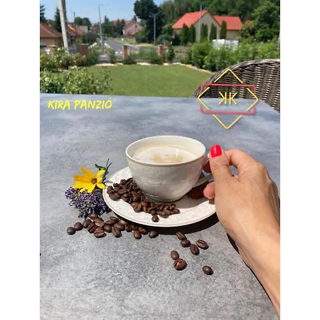 Kira Panzio Frühstückspension