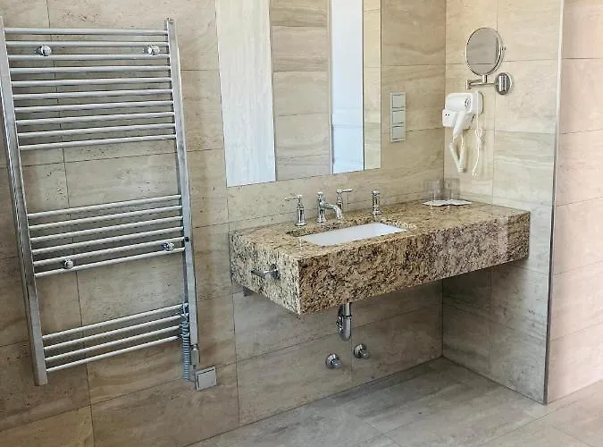 Kira Panzio Bed & Breakfast